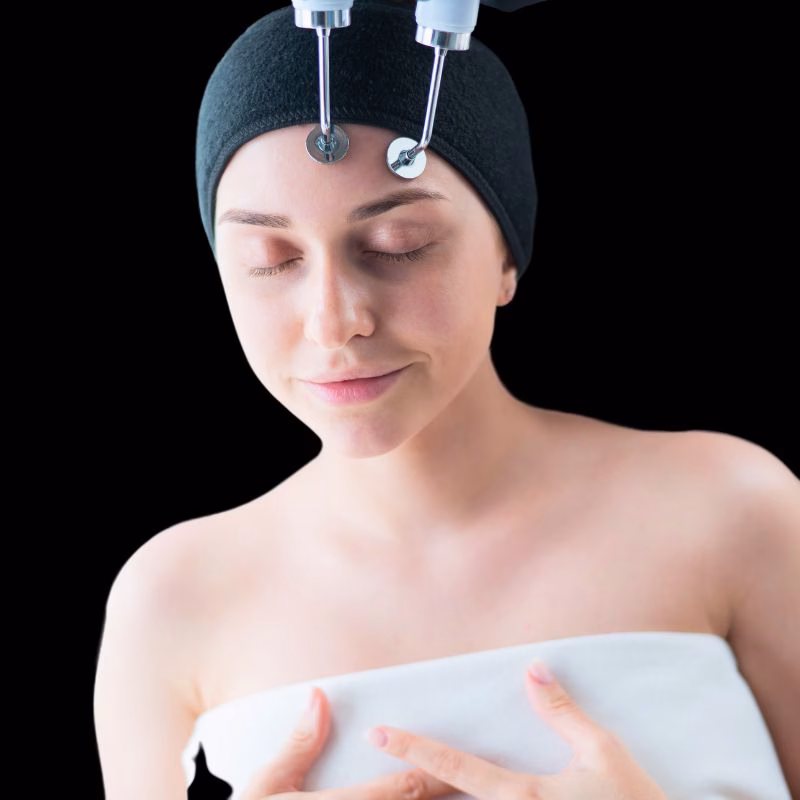 Before-and-After-Microcurrent-Lift-Facial-in-Huntington-NY