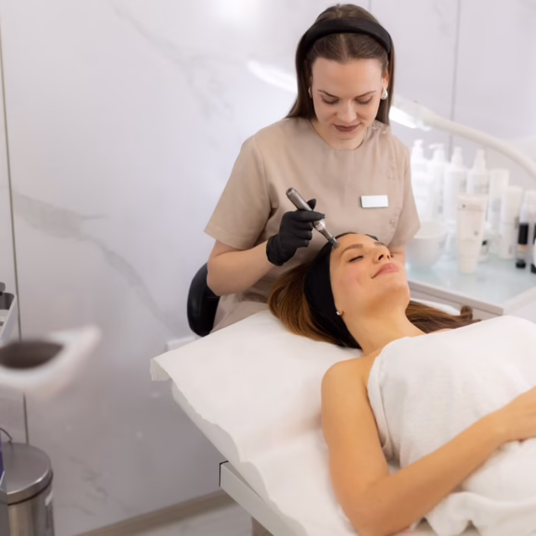 How Many Days Does Facial Glow Last After Treatment?